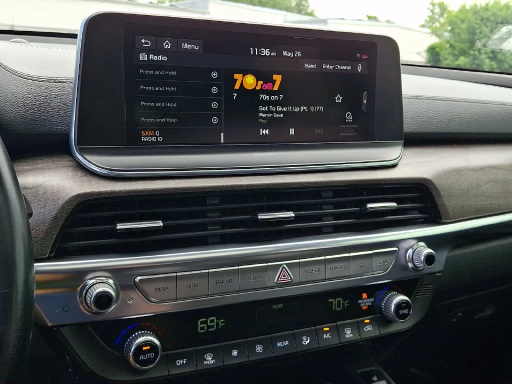 Used 2020 Gray Kia EX image 24