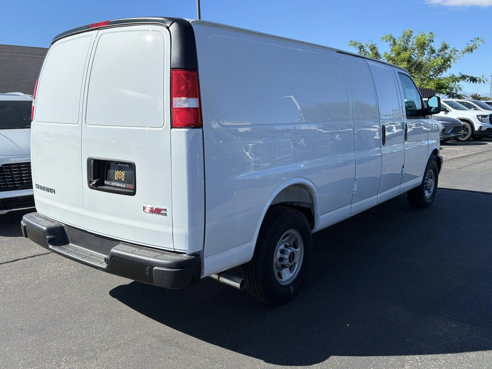 New 2026 Summit White GMC Work Van image 4