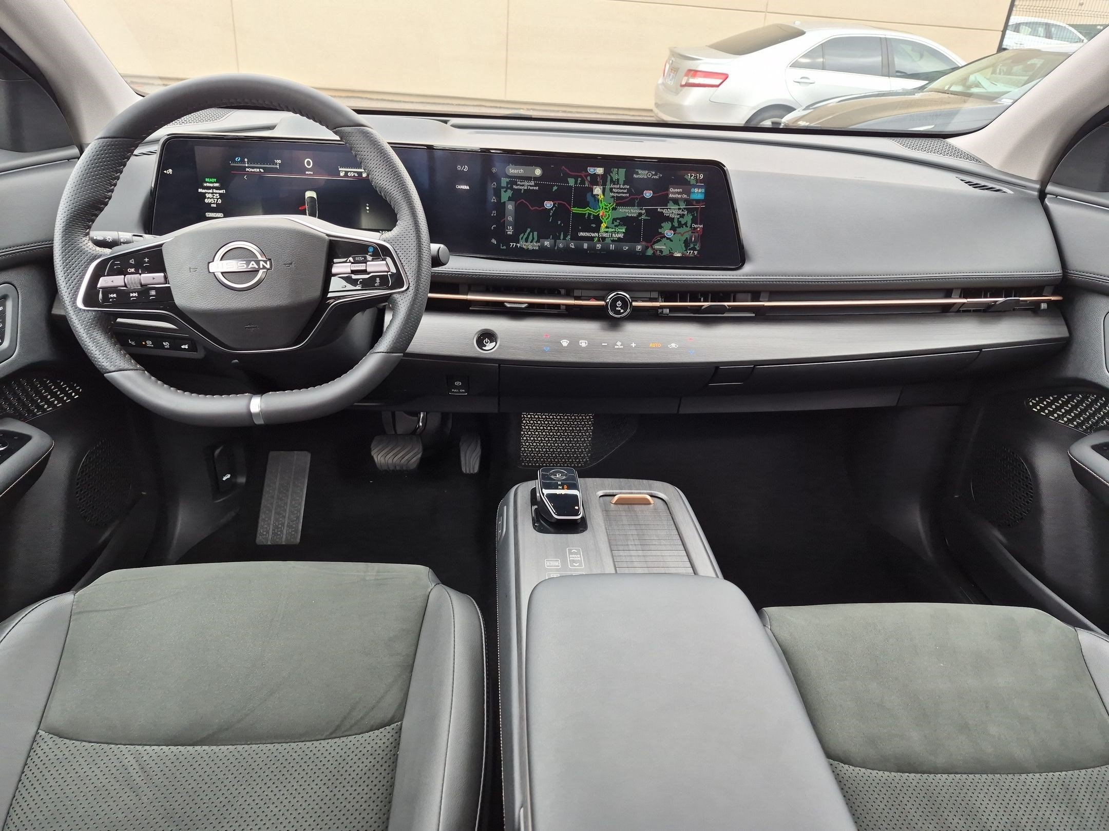 Certified Used 2024 Black Diamond Pearl Nissan EVOLVE+ image 27