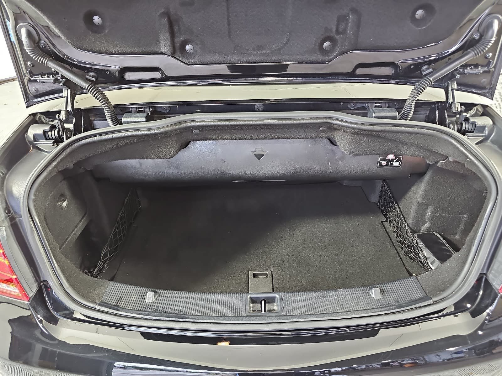 Used 2016 Black Mercedes-Benz E 400 image 12