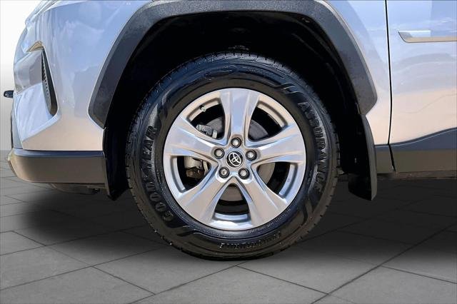 Certified Used 2022 SILVER SKY METALLIC Toyota  image 11
