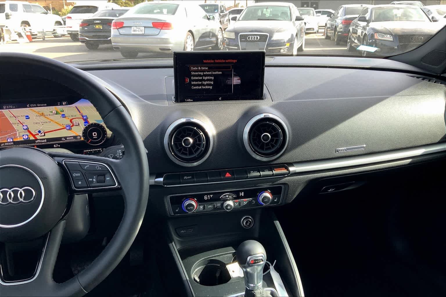 Used 2018 Ibis White Audi Tech Premium image 7