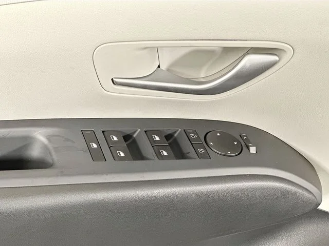 New 2026 Hyundai TUCSON SEL
