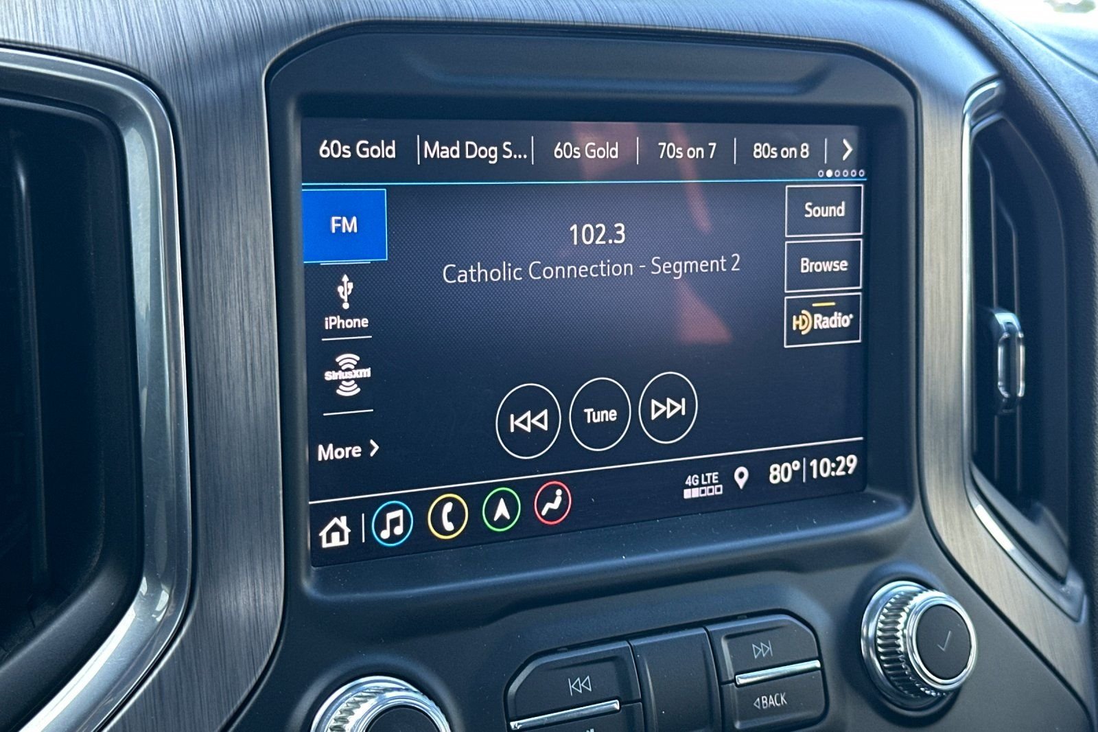 Used 2019  GMC Denali image 17