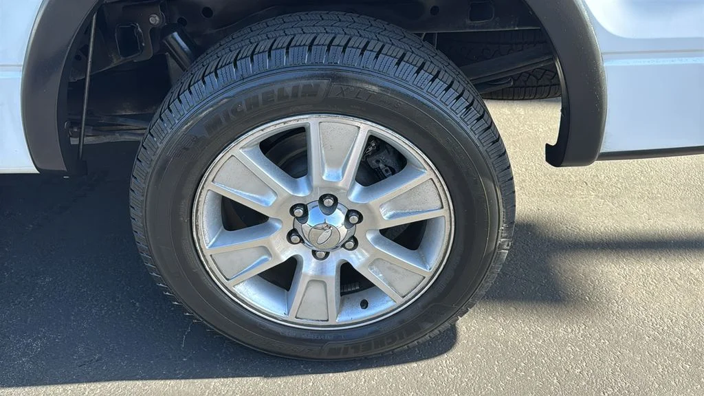 Used 2010 White Ford FX4 image 10