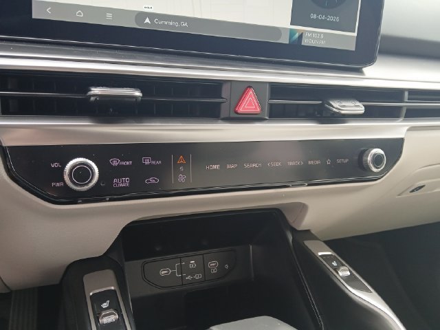 Used 2024 Black Kia S image 24