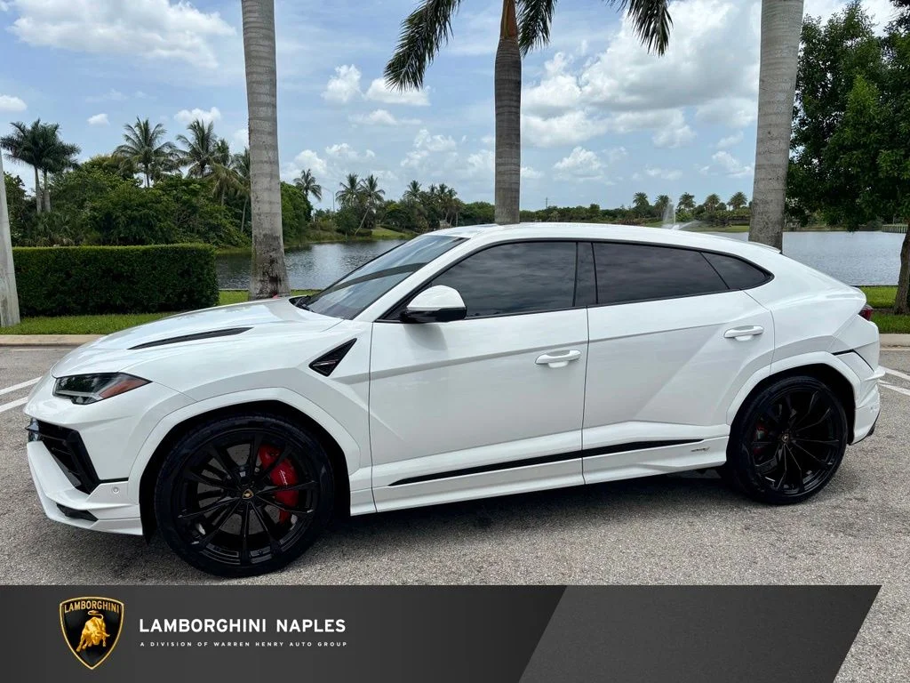 2024 Lamborghini Urus