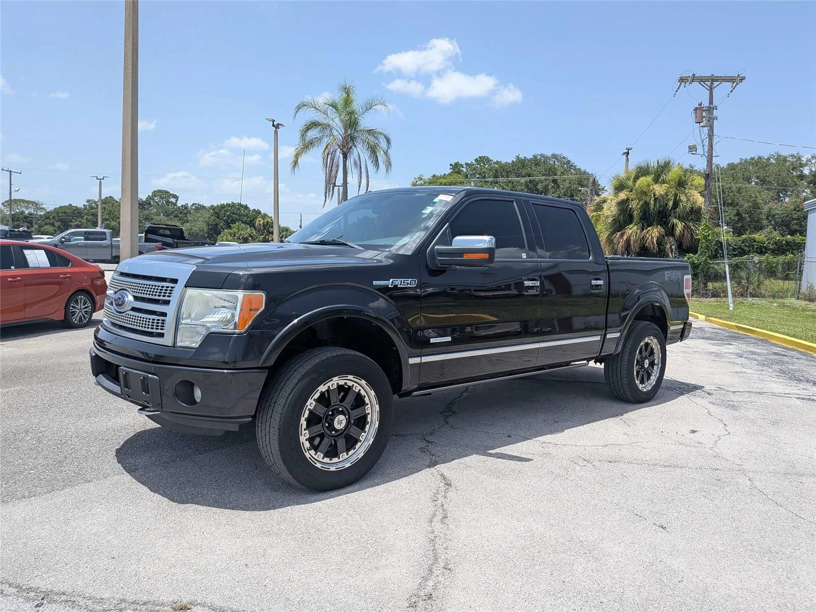 Used 2012  Ford Platinum image 7