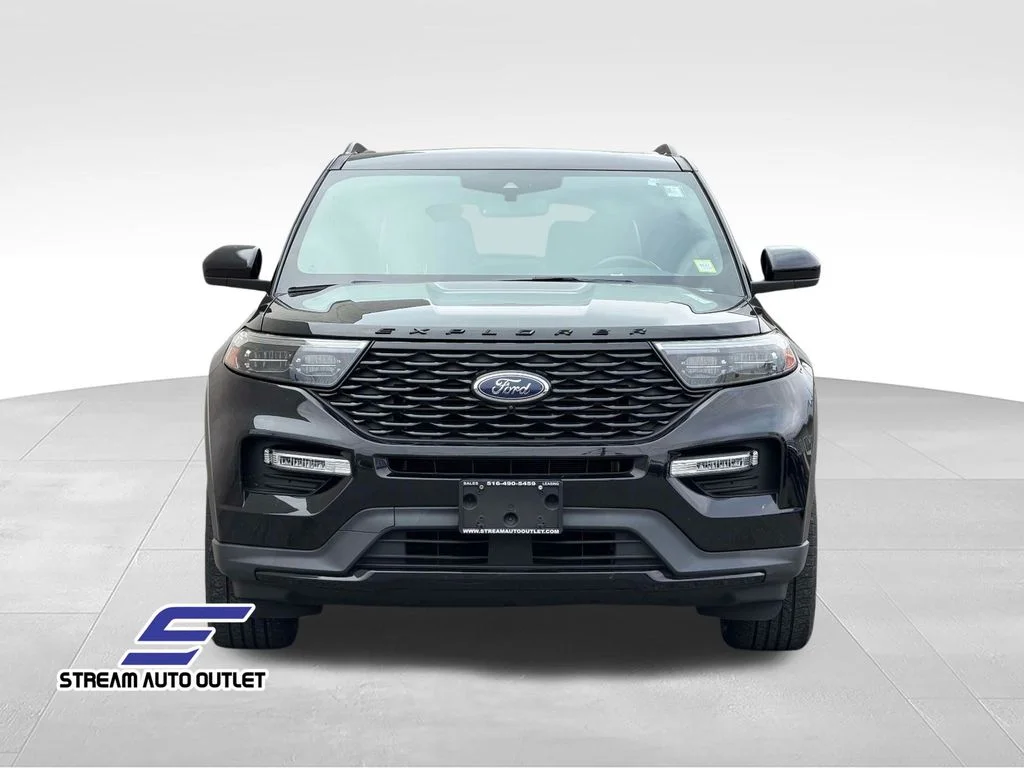 Used 2022 Black Ford ST-Line image 2