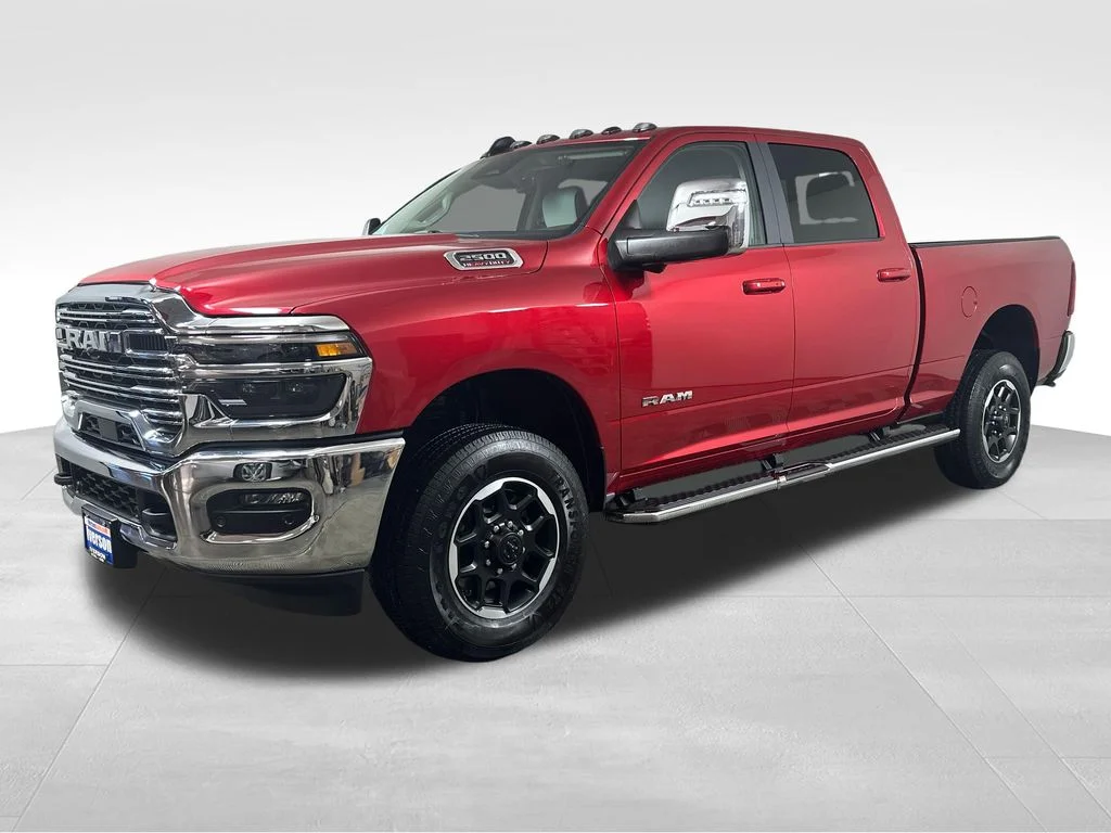 New 2026 Molten Red Pearl-Coat Exterior Paint RAM Laramie image 4