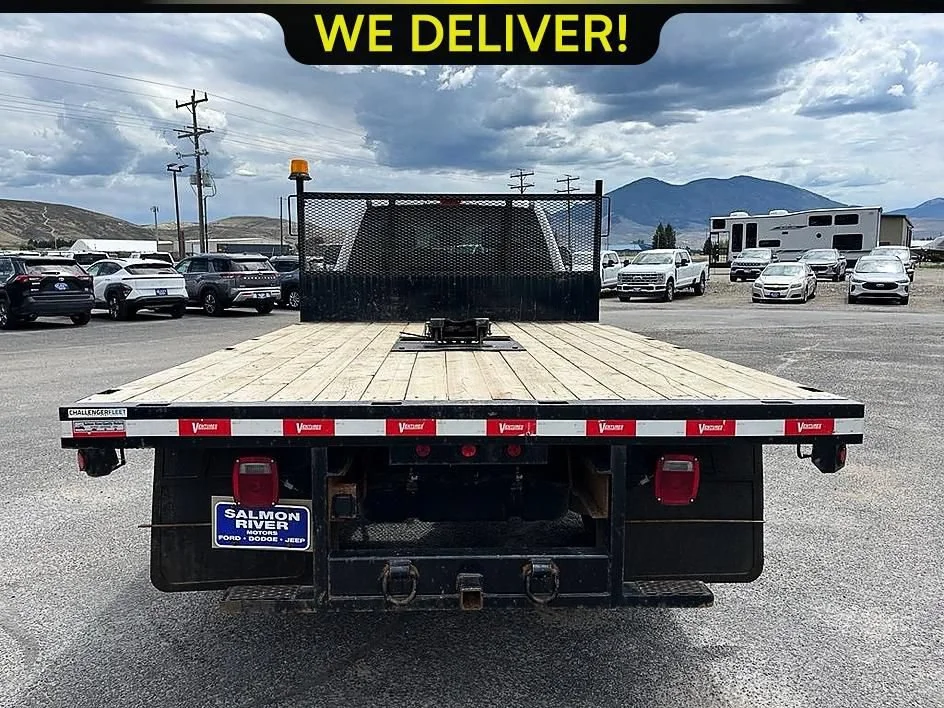 2024 Ford F-550 Super Duty Chassis Cab XLT - Photo 6