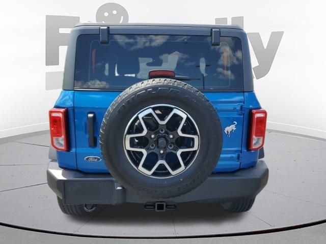 Used 2023 Blue Ford Base image 4