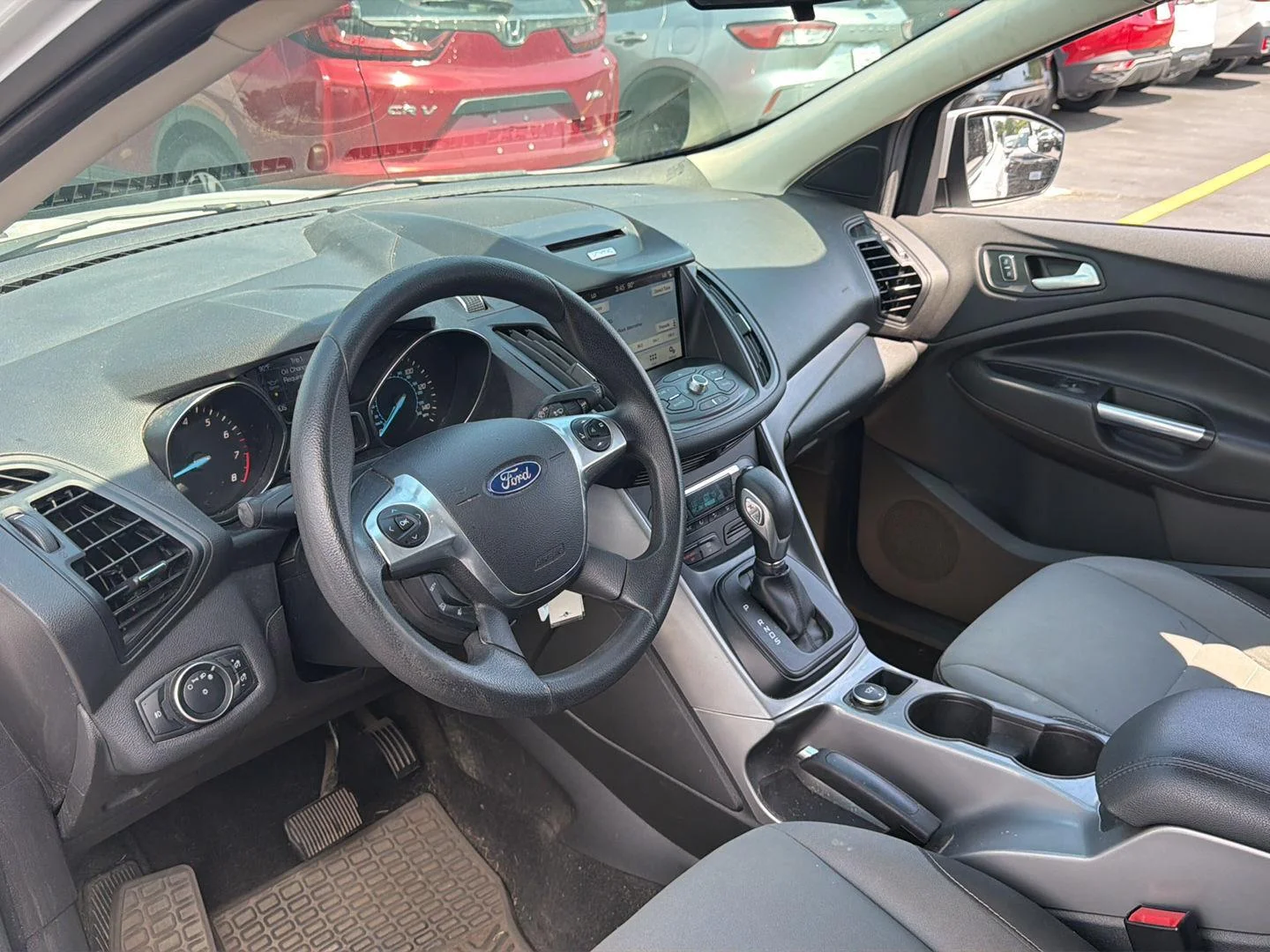 Used 2016 Oxford White Ford SE image 3