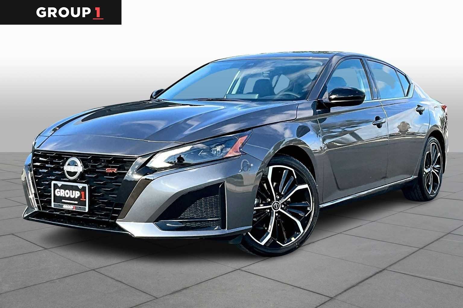Pre-Owned 2025 Nissan Altima SR
