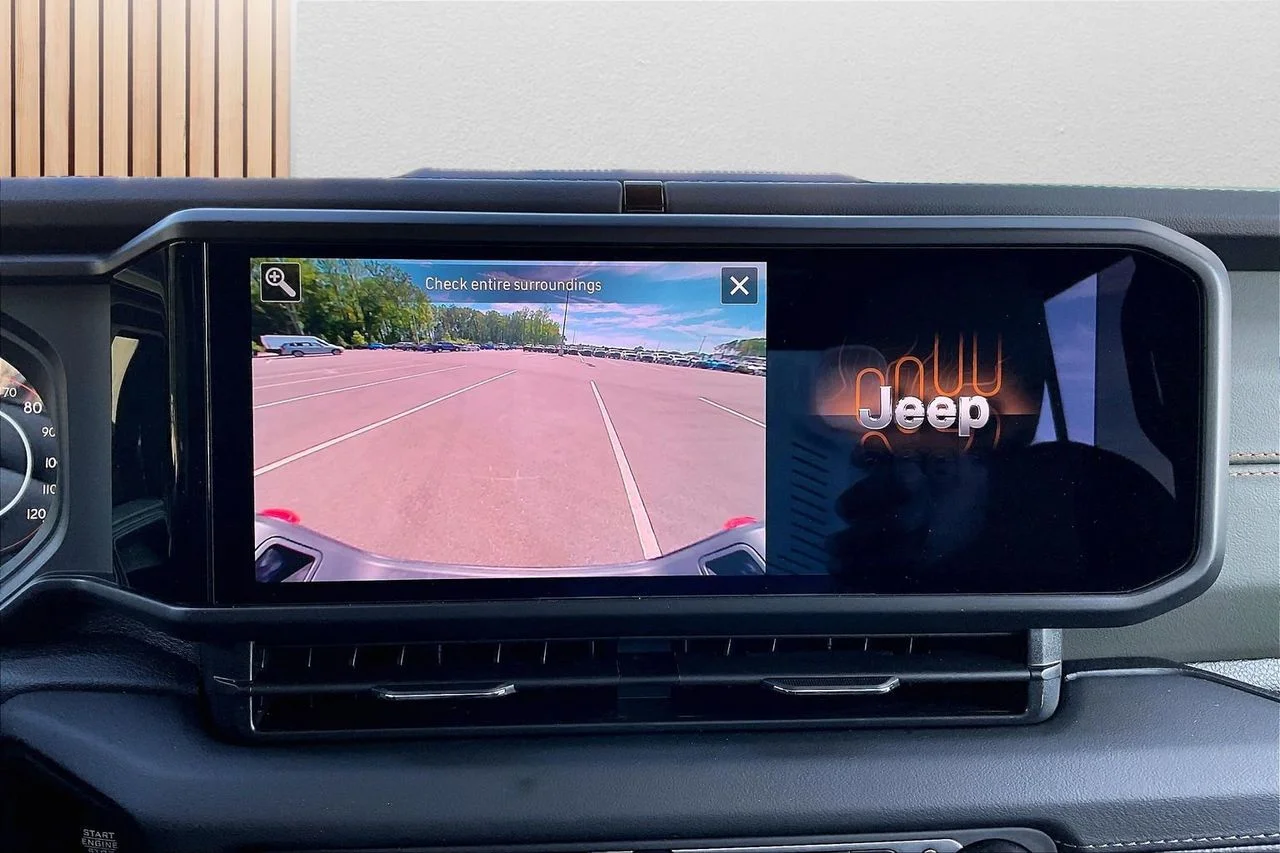 New 2026 Black Clear-Coat Exterior Paint Jeep Mojave image 12