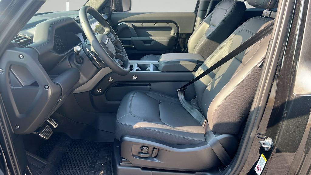 New 2026 Black Land Rover V8 image 5
