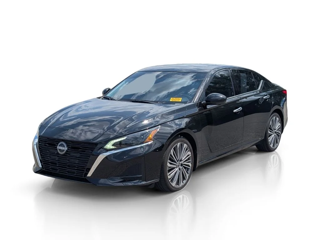 Used 2025 Black Nissan 2.5 SL image 1