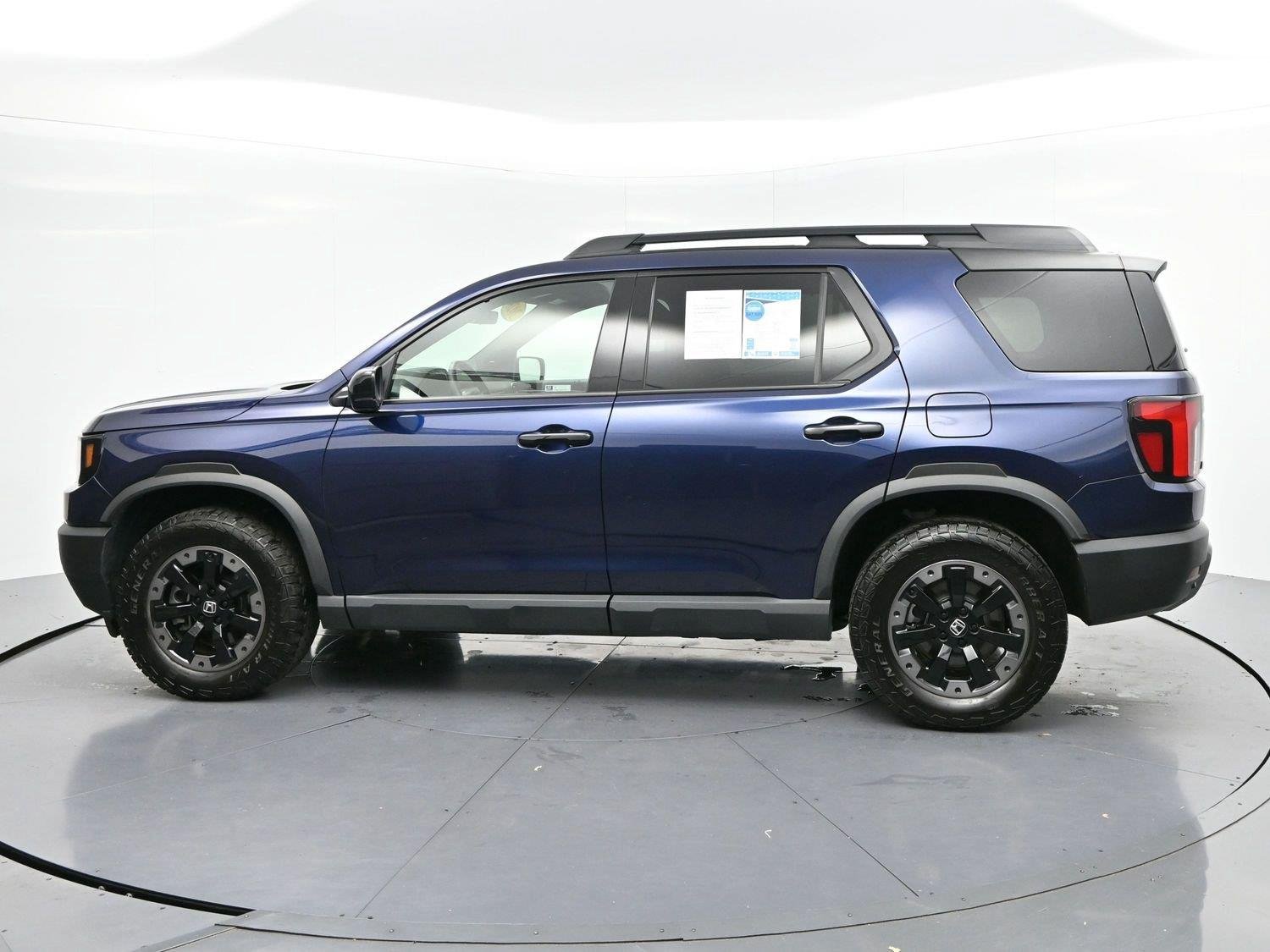 Used 2026 Obsidian Blue Pearl Honda TrailSport Elite image 4