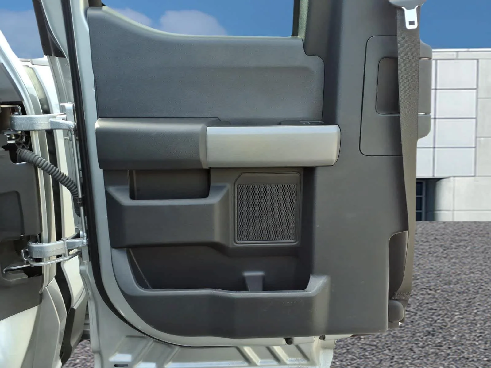 Used 2024 Iconic Silver Ford LARIAT image 29