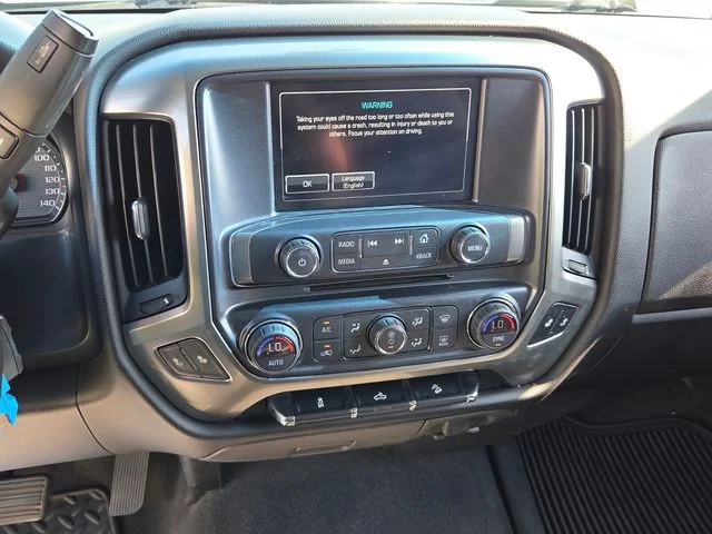 Used 2018 Black Chevrolet LT image 17