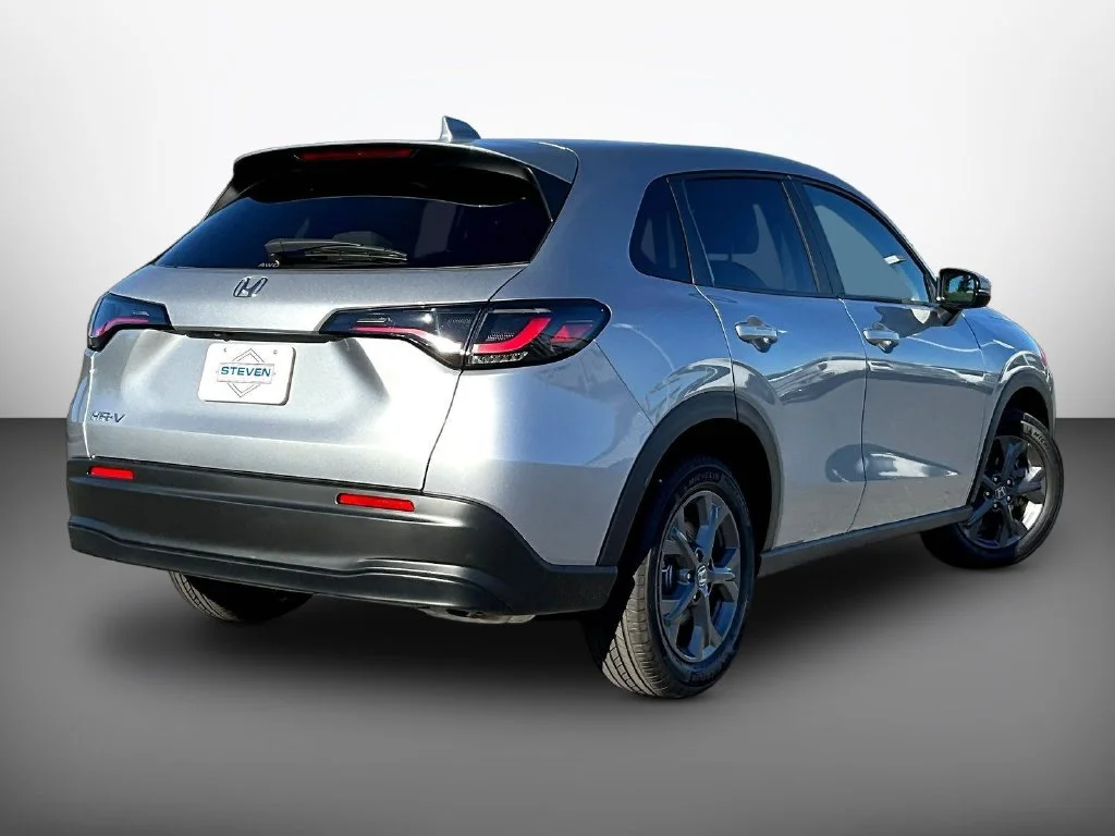 New 2027 Solar Silver Metallic Honda LX AWD image 6