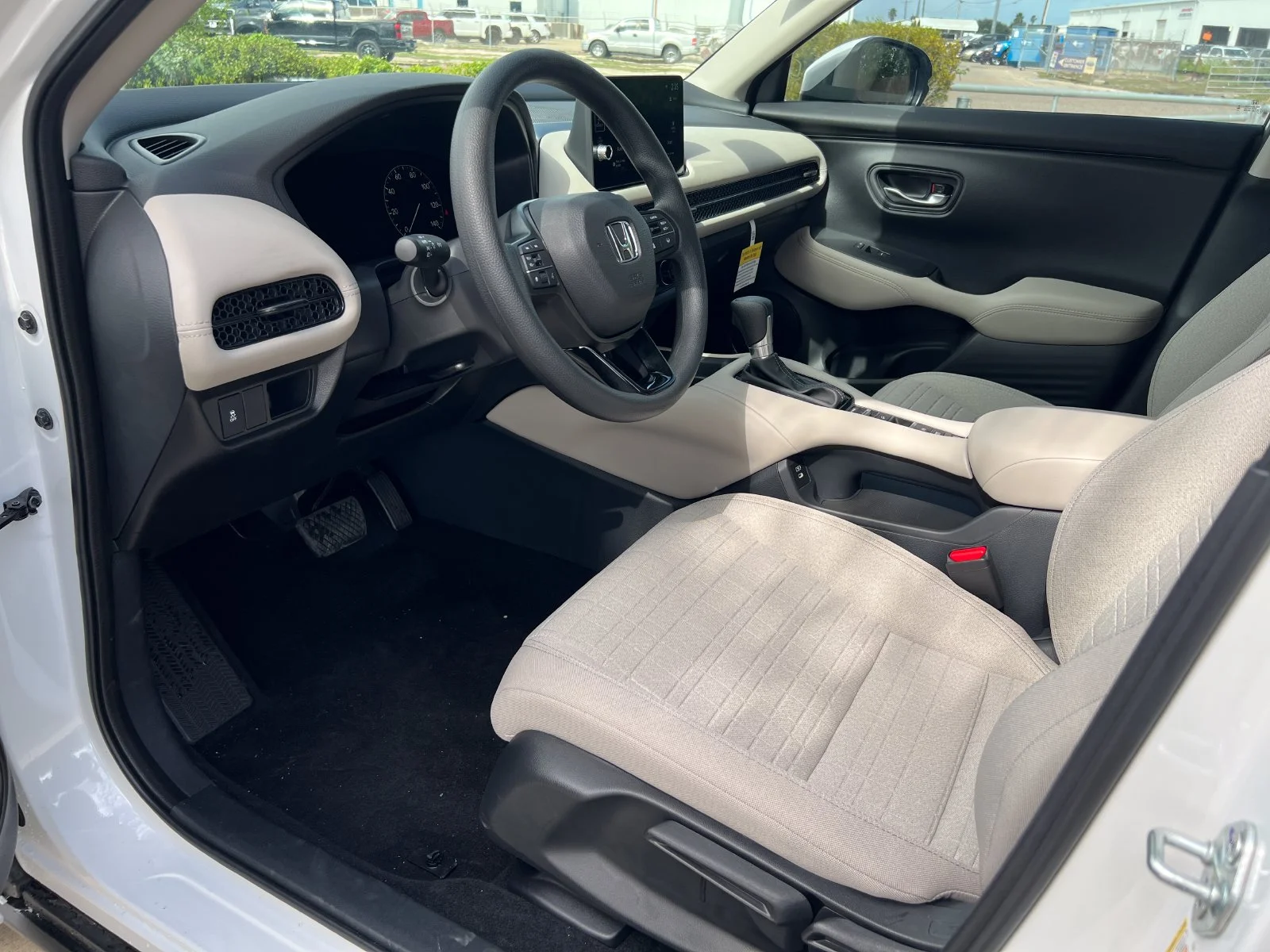 New 2027 White Honda LX image 17