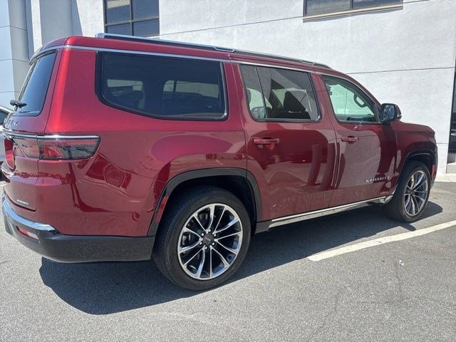 Used 2022 Velvet Red Pearlcoat Jeep Series III image 12