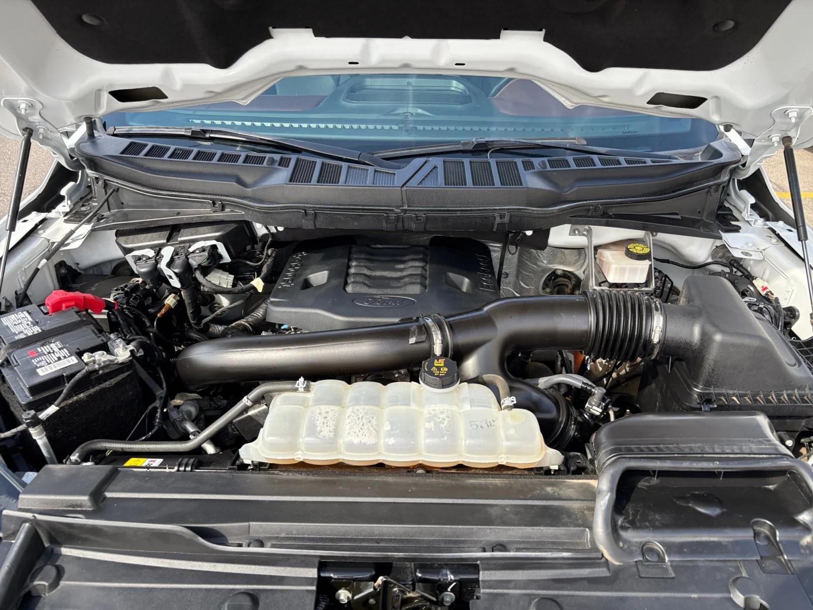 Used 2023 White Ford LARIAT image 20