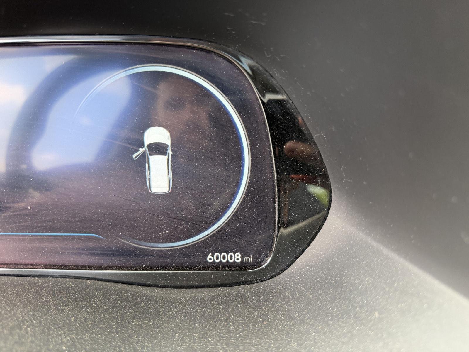 Used 2022 Hyper White Hyundai Limited image 9