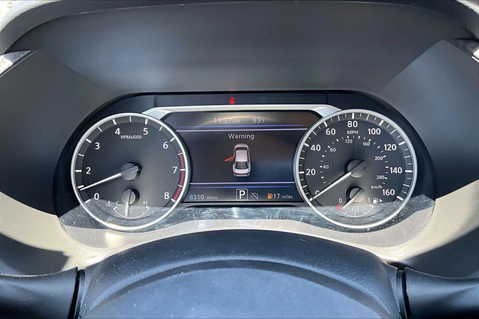 Used 2025 Electric Blue Metallic Nissan SR image 22