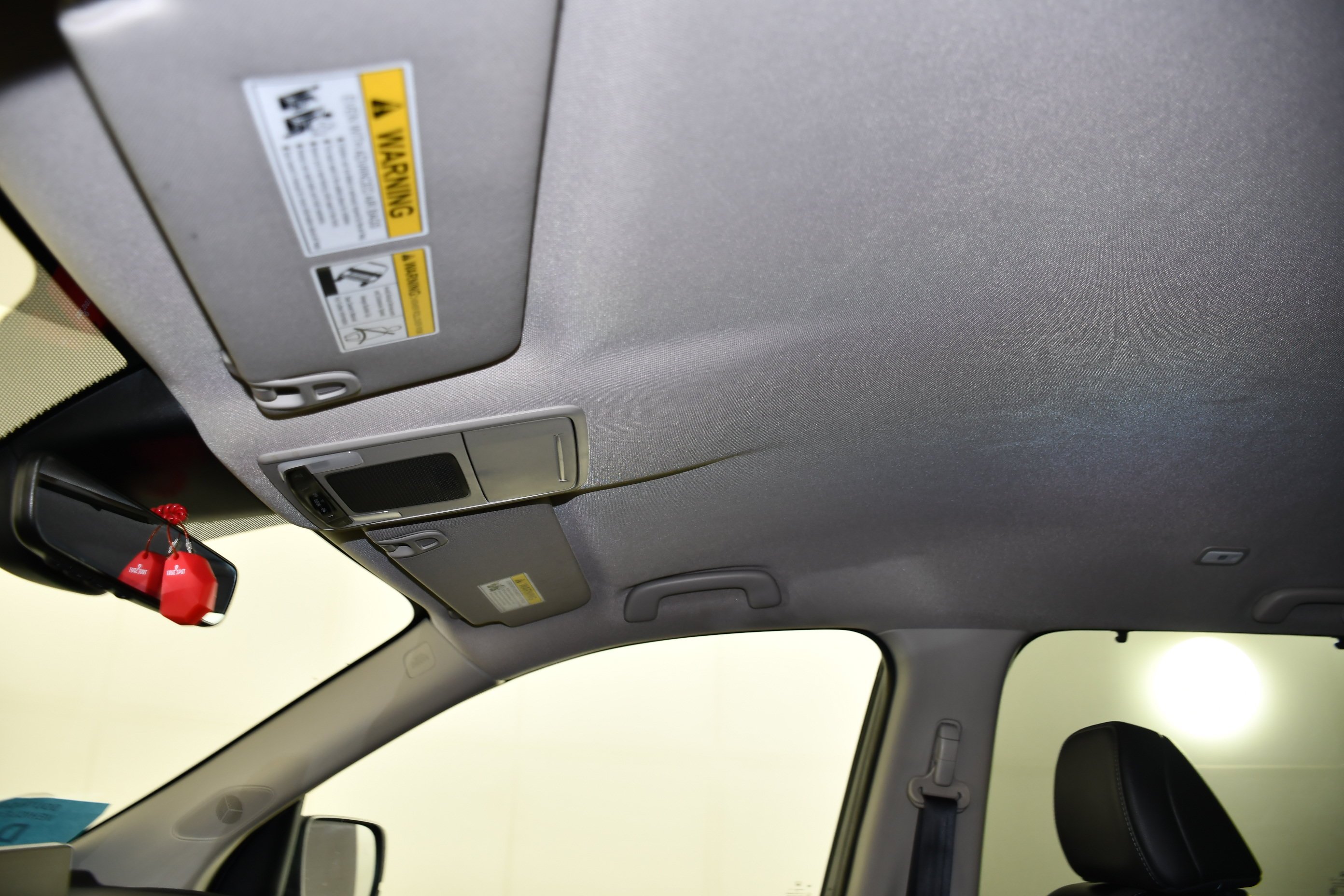 Used 2024 Modern Steel Metallic Honda EX-L 8 Passenger image 40
