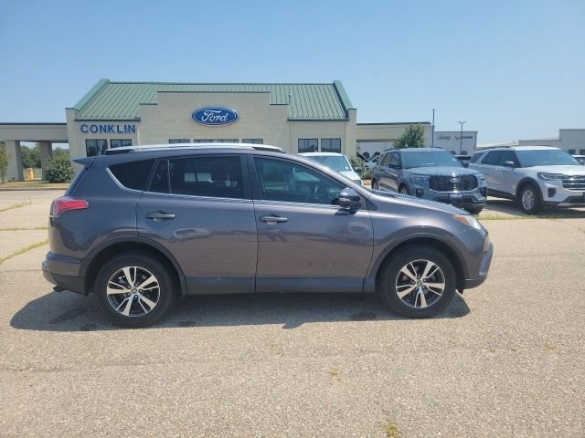 Used 2016 Magnetic Gray Metallic Toyota XLE image 20