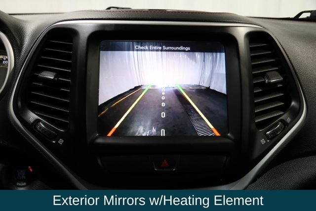 Certified Used 2016 Gray Jeep Trailhawk image 21