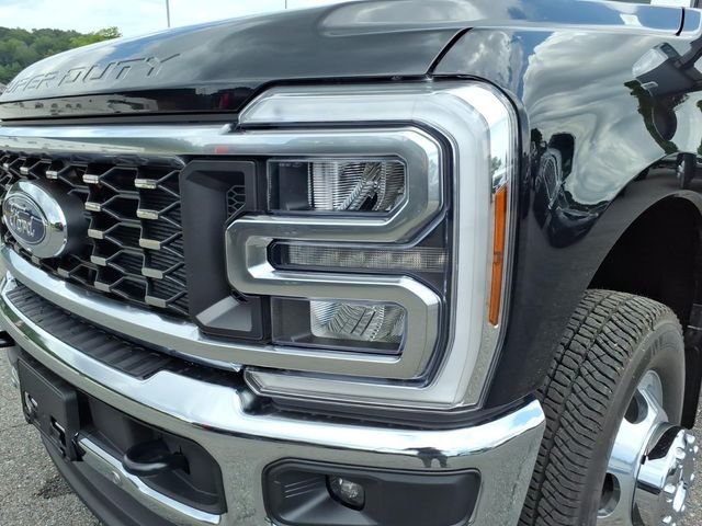 New 2026 Agate Black Metallic Ford F-350® Lariat® image 2