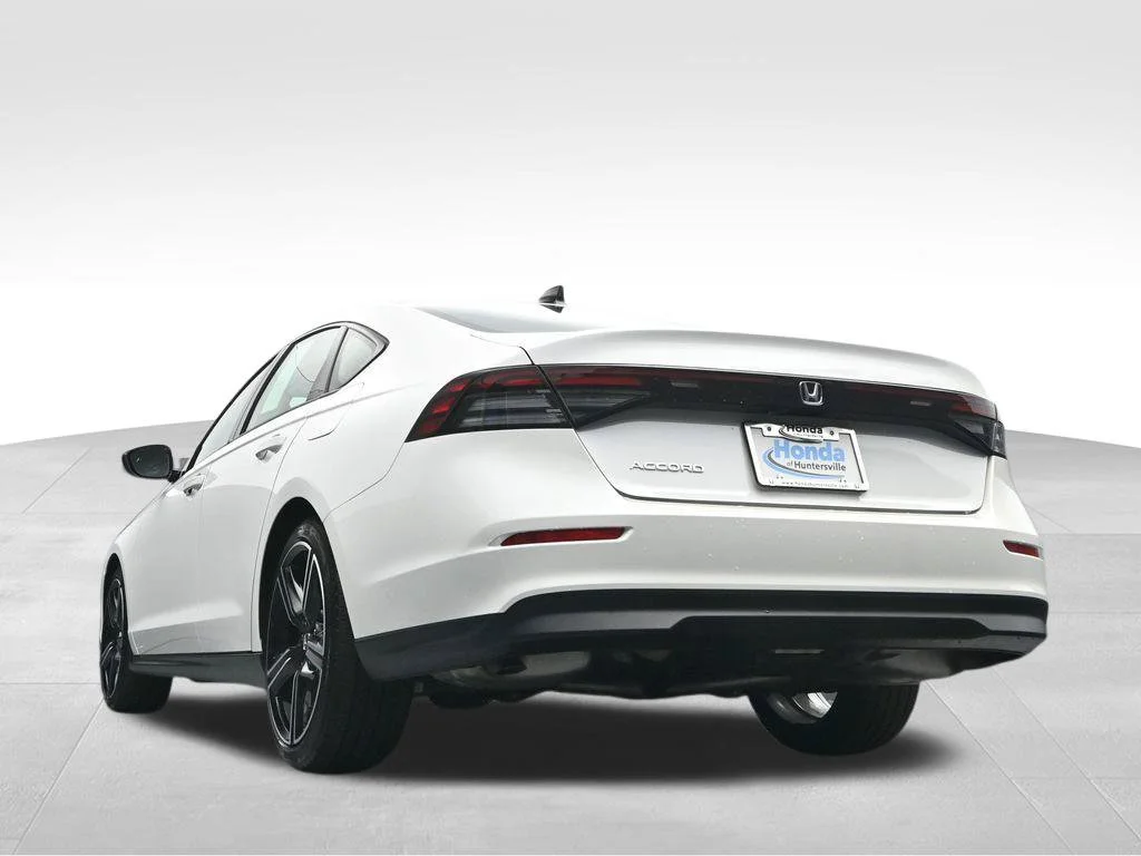 Certified Used 2026 Platinum White Pearl Honda SE image 38