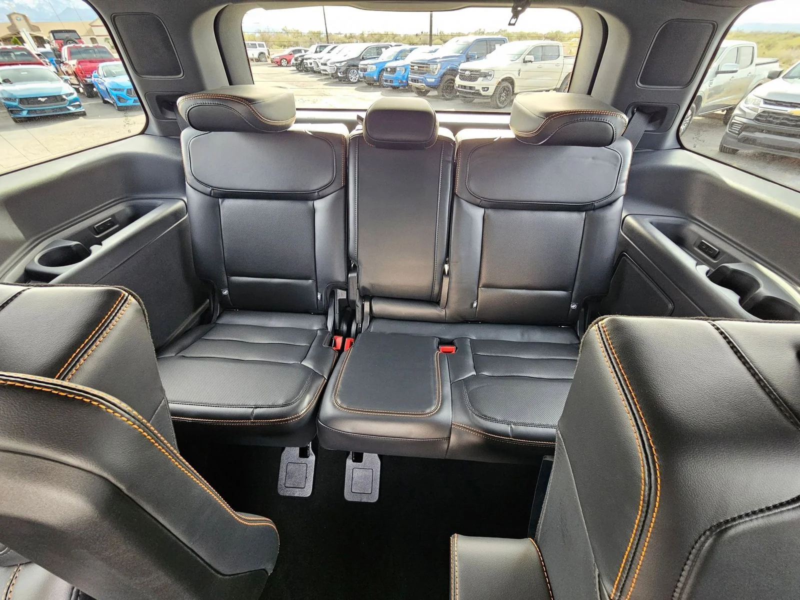 New 2025 Agate Black Metallic Ford TREMOR® image 21