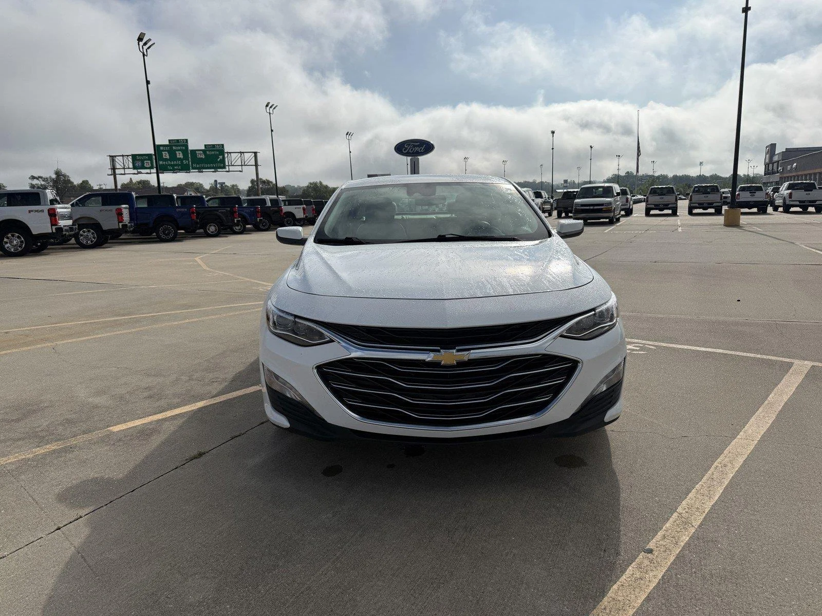 Certified Used 2024 Summit White Chevrolet LT image 3
