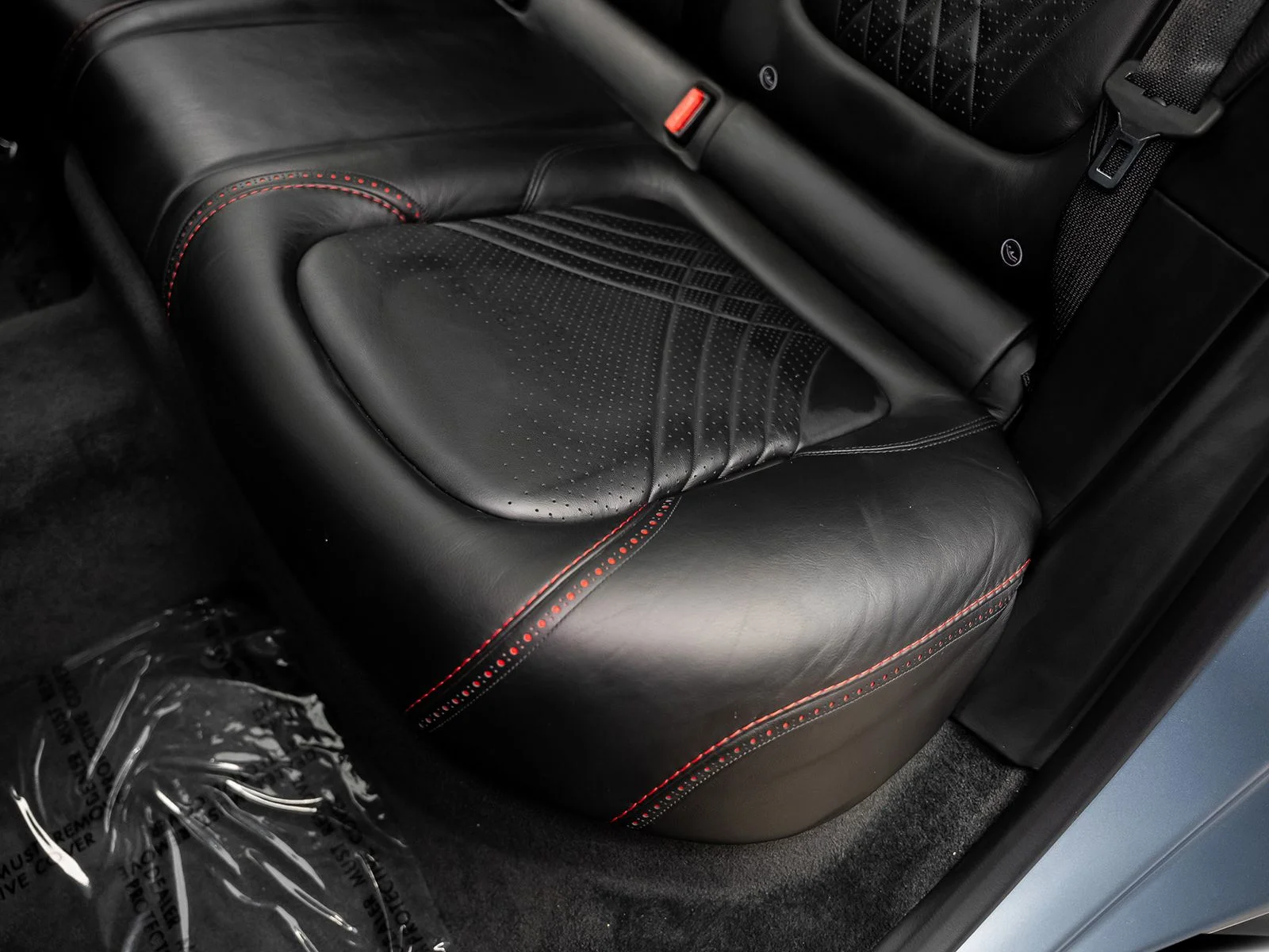 Used 2021 Blue Aston Martin Base image 39