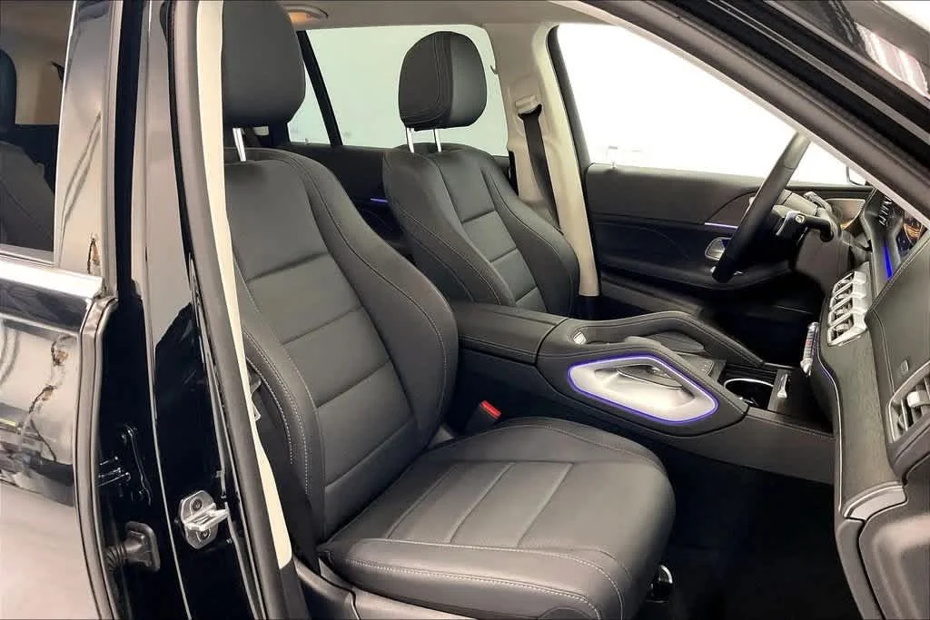 Certified Used 2026  Mercedes-Benz GLS 450 image 8