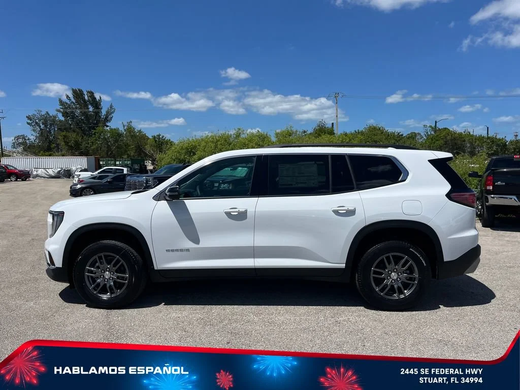 New 2026 Summit White GMC Elevation image 4