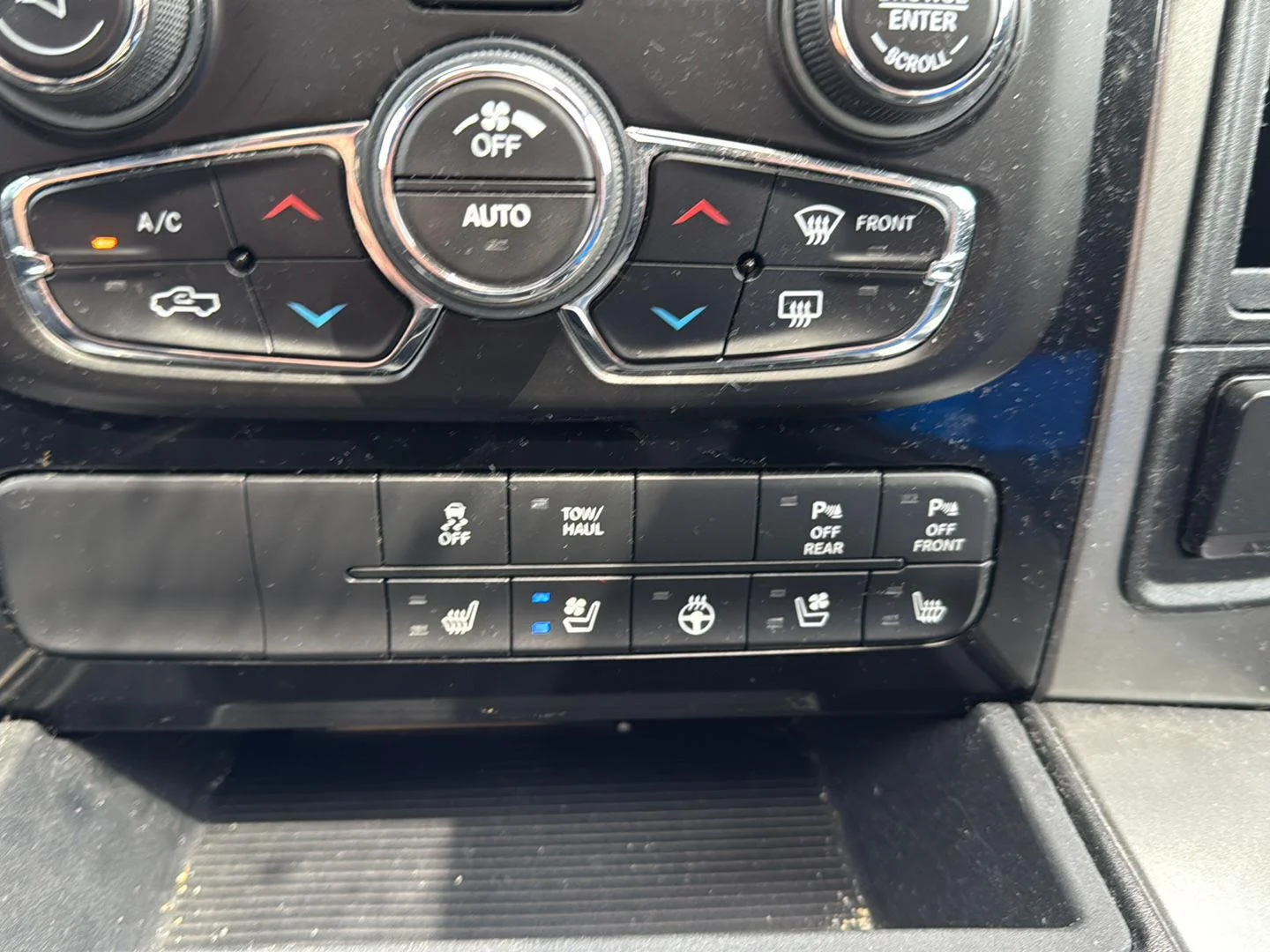 Used 2018 Brilliant Black Crystal Pearlcoat Ram Night image 5