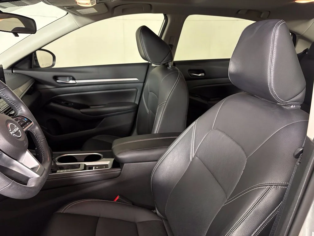Used 2024 Silver Nissan 2.5 SL image 13
