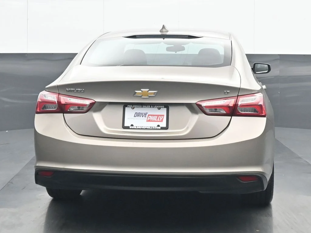 Used 2022 Gray Chevrolet LT image 5