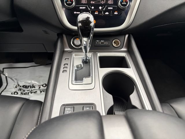 Used 2024  Nissan SV image 18