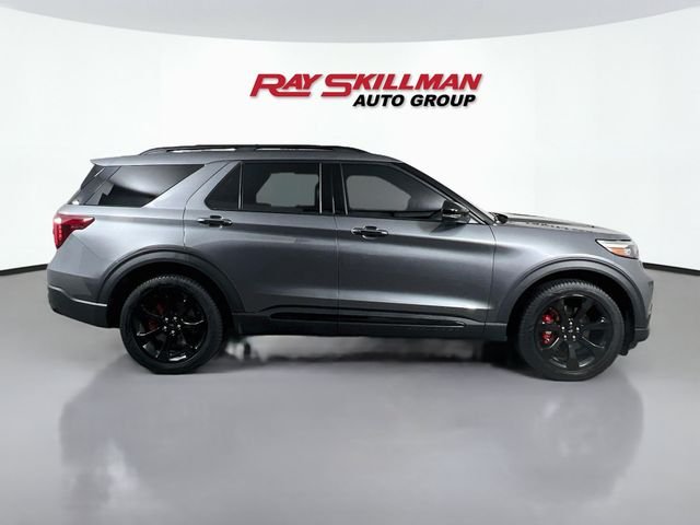 2023 Ford Explorer ST - Photo 8