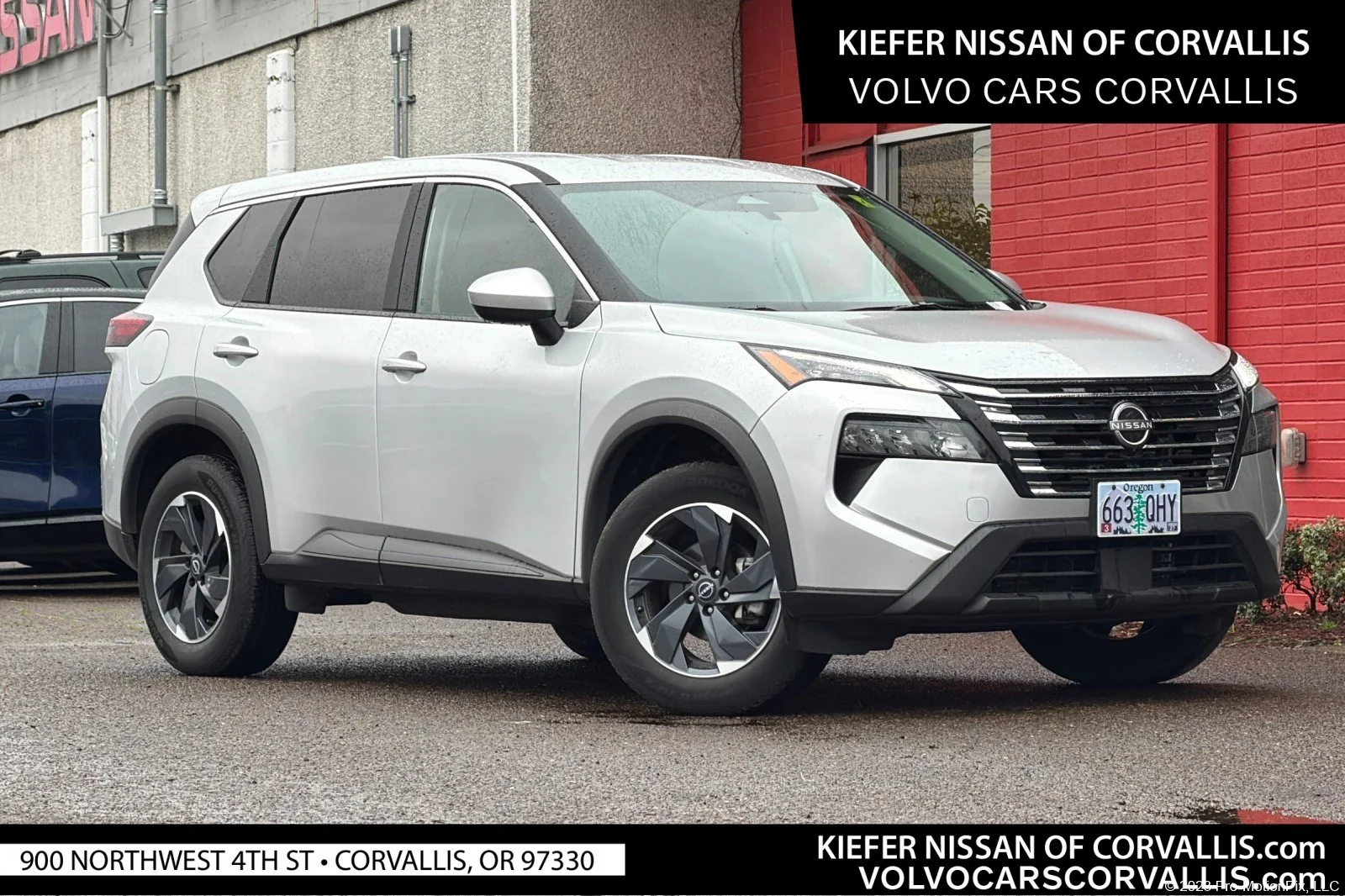 2025 Nissan Rogue SV AWD's photo