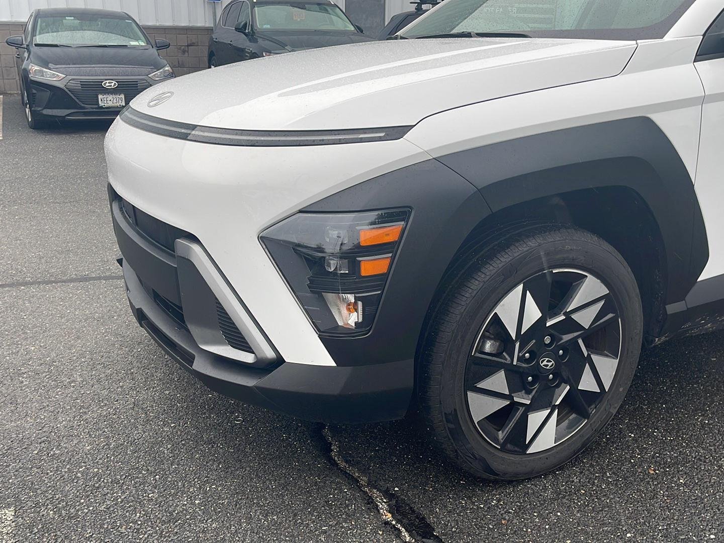 2024 Hyundai Kona SEL - Photo 11