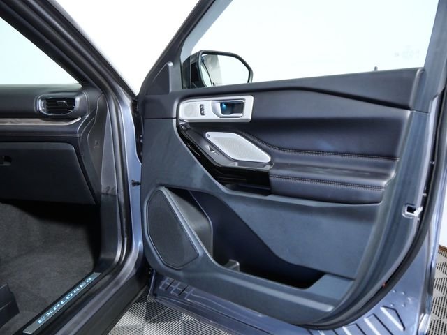 Certified Used 2023 Gray Ford Platinum image 10