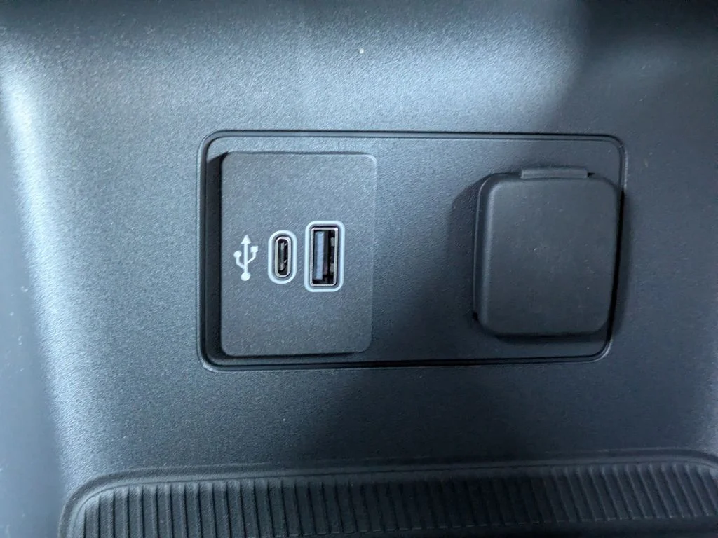 New 2026 Agate Black Metallic Ford Tremor image 29