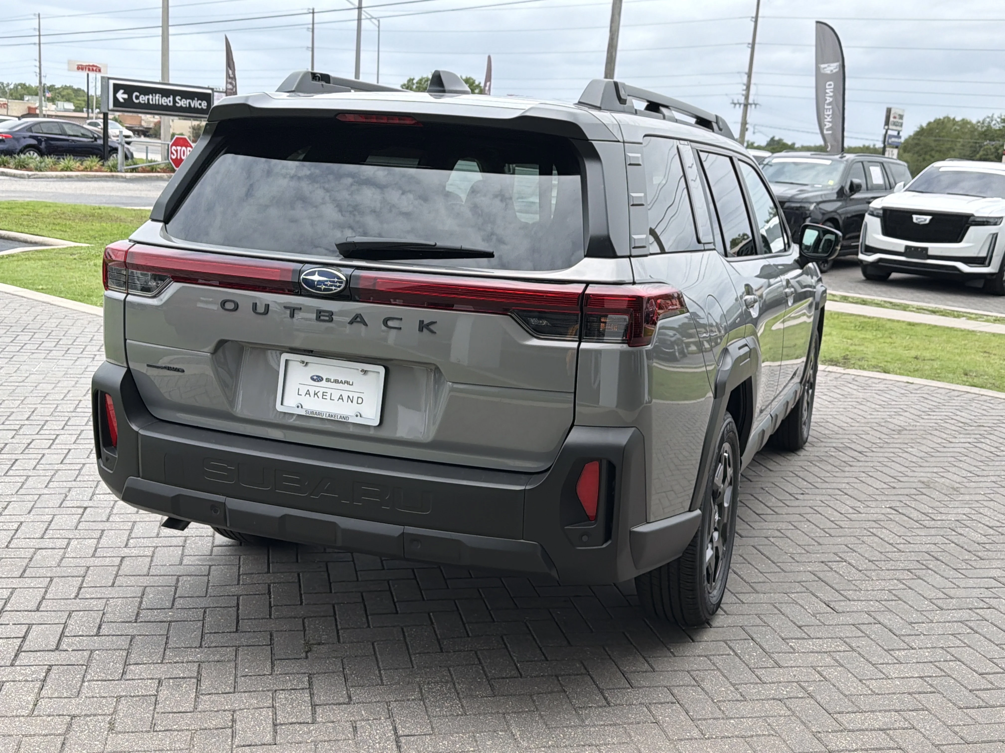 New 2026 RIVER ROCK PEARL Subaru Limited image 6